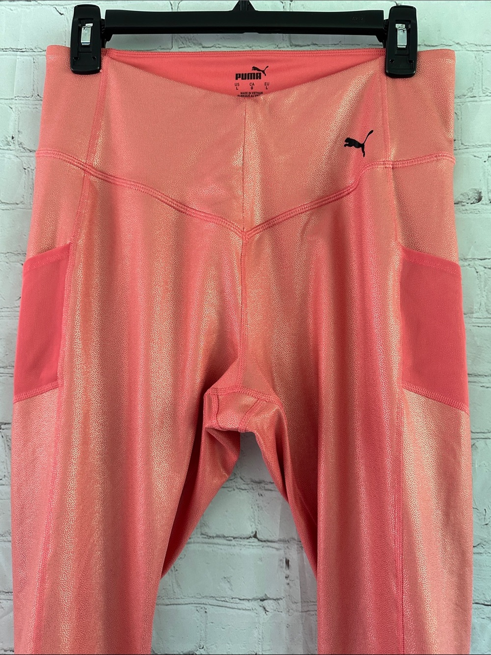 Puma Coral Pink V Front Crop Leggings with Side Pockets size L - Picture 3 of 11